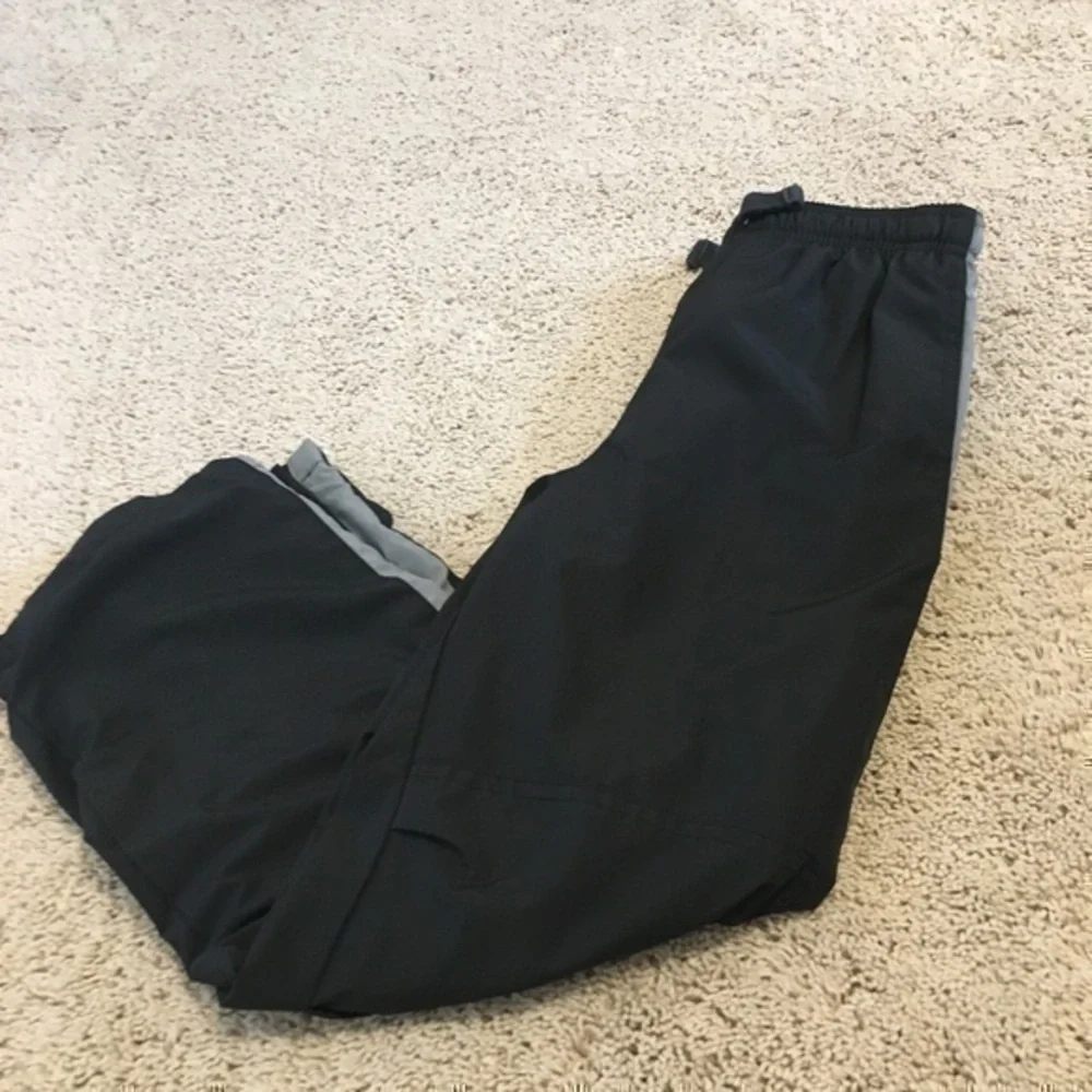 Boys size 10 black Osh Kosh athletic pants